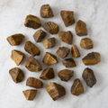 Piedras naturales rugosas de ojo de tigre Piedras crudas de ojo de tigre de 1 pulgada, trozos de cristal crudo en tamaño de paquete de 4 oz, 1/2 lb, 1 lb.