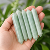 Lápiz de punta de cristal de doble punta de aventurina verde - Compre lápices de doble punta cortados a mano para rejilla de cristal