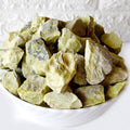 Piedras naturales rugosas serpentinas Piedras crudas serpentinas de 1 pulgada, trozos de cristal crudo en tamaño de paquete de 4 oz, 1/2 lb, 1 lb.